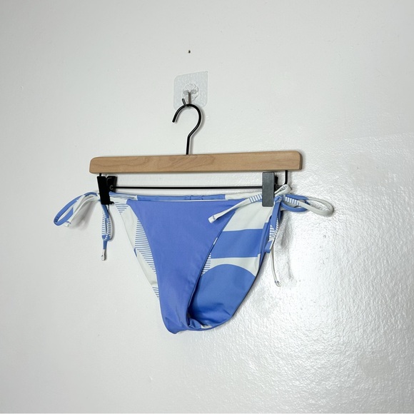 Hurley Womens Reversible Bikini Swimsuit Bottoms Periwinkle Pastel Purple Small - Picture 8 of 9